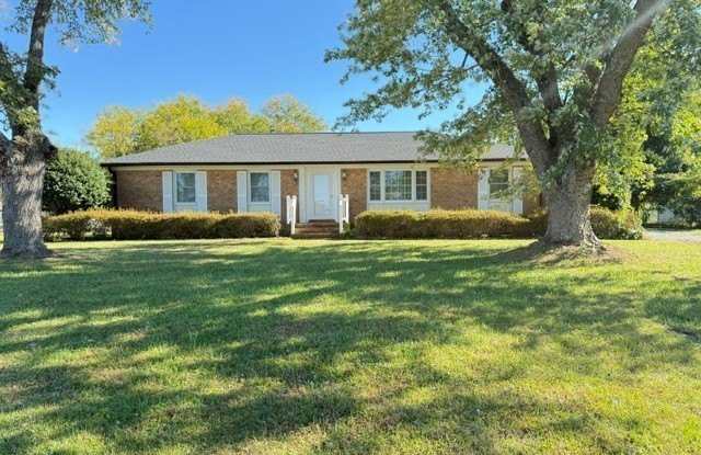 8195 Crestline Lane Gallery 1