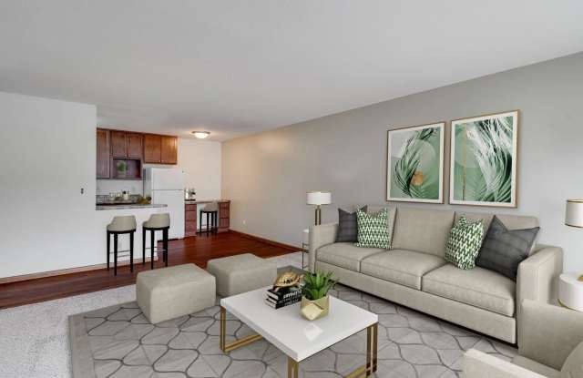 Bryant Manor Apartments Gallery 3
