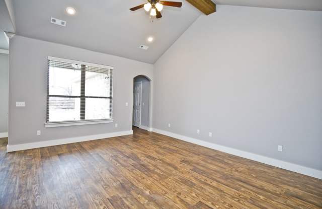 ***209 Alder*** Gallery 4