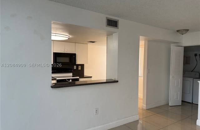 4639 NW 97th Ct Gallery 3