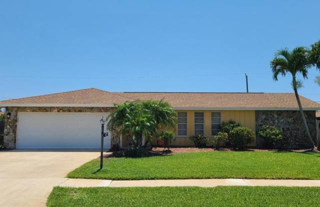 725 Hibiscus Drive Gallery 1