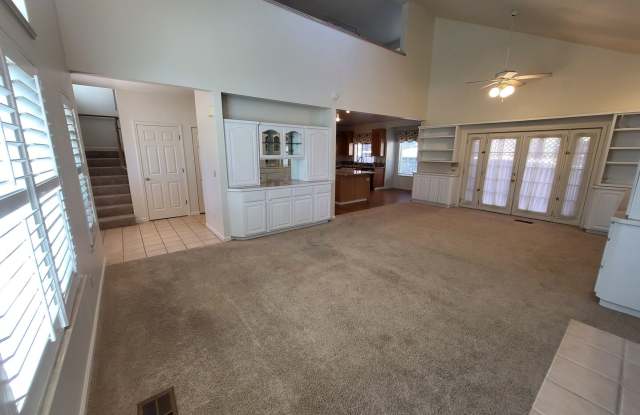 Large, 2 Story house with Loft- 1000 Spring Meadow Dr. Carson City, NV Gallery 4