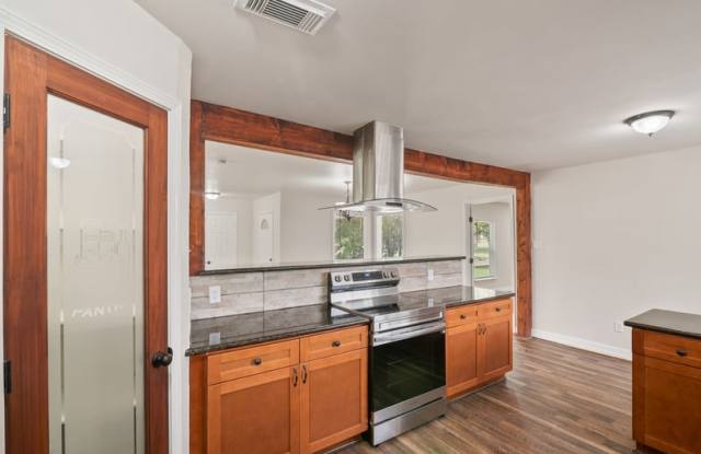 1622 Hollow Hook Road Gallery 3