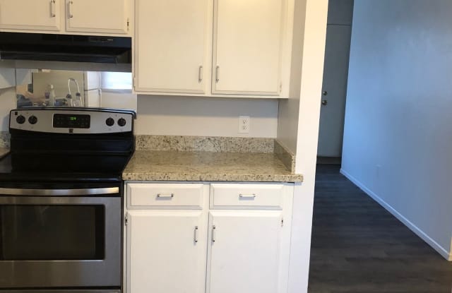 7698 South Sandra Way - 7698 South Sandra Way, Midvale, UT 84047