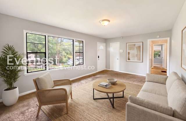 513 20th Avenue Northeast Gallery 3