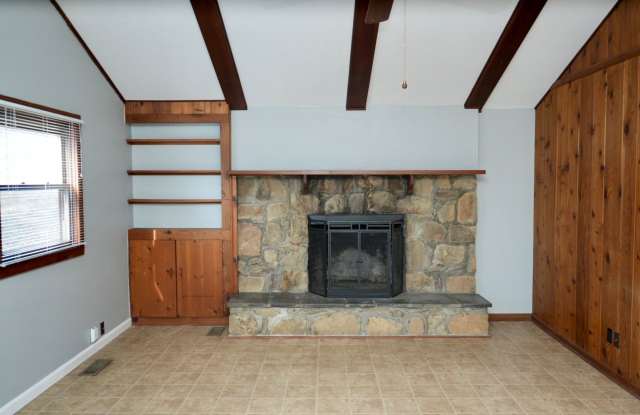 104 Windward Farm Rd Gallery 4