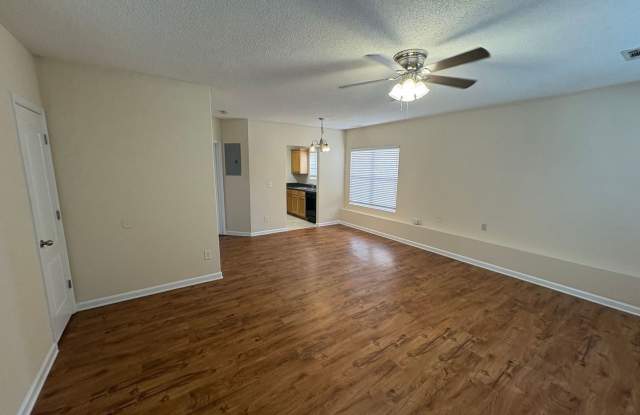BRIDGEWATER HOME! PRE-LEASING FOR AUGUST 1 2027! SIGN A LEASE TODAY & GET 1/2 OFF YOUR DEPOSIT! Gallery 3