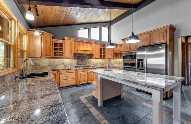 4-Bed + Office | Reno Skyline Stunner | Fully Updated  Ready! photos photos