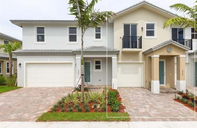 6937 PINES CIRCLE photos photos