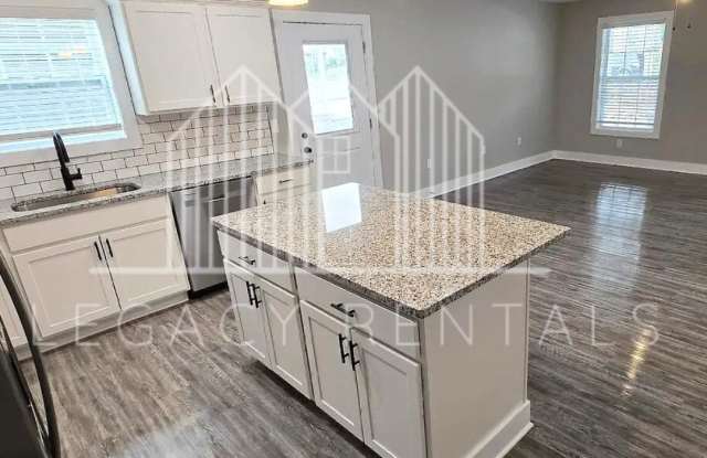 1112 Race Street - 1112 Race Street, Richmond, KY 40475