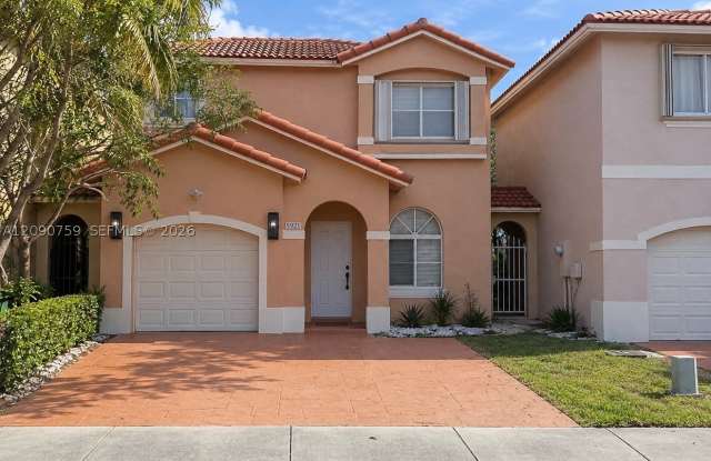 5921 SW 162nd Ct Gallery 1