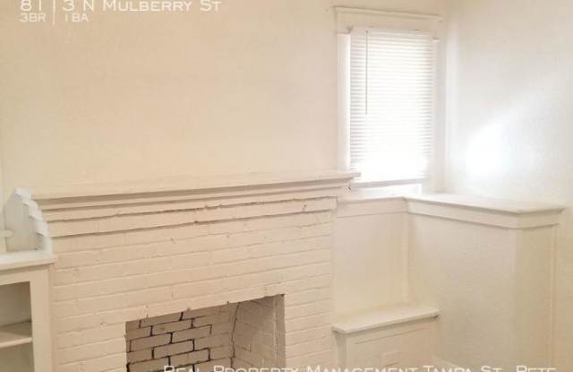 8113 N Mulberry St Gallery 3