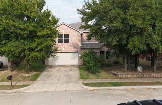 706 Angela Lane - 706 Angela Lane, Euless, TX 76039