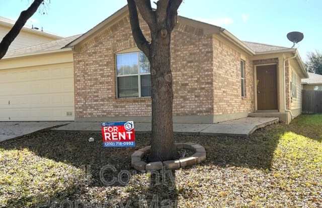 341 Prickly Pear Dr - 341 Prickly Pear Drive, Cibolo, TX 78108