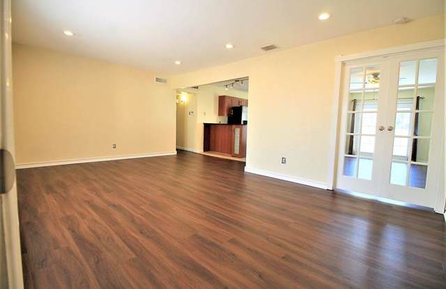 5098 Matilda Street Gallery 2