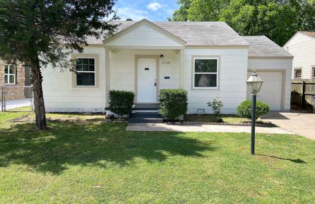 3528 E 29th St photos photos 3528 E 29th St photos photos