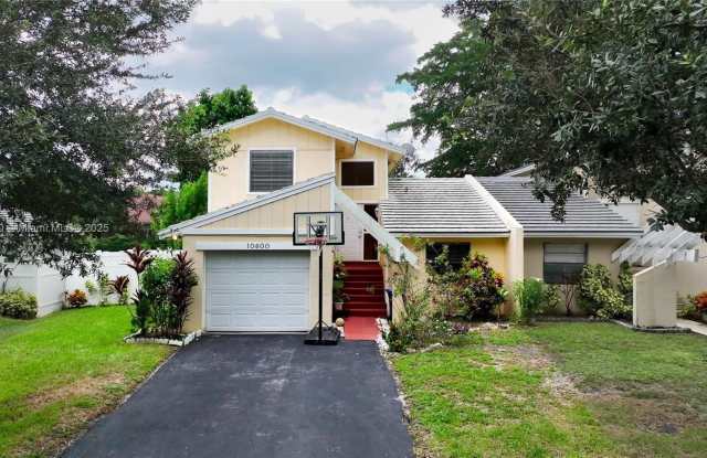 10600 La Placida Dr - 10600 La Placida Drive, Coral Springs, FL 33065