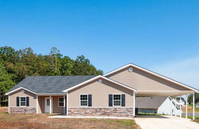 New 4 Bed / 3 bath in Pocahontas Available Now! - 2516 Rebecca Drive, Randolph County, AR 72455