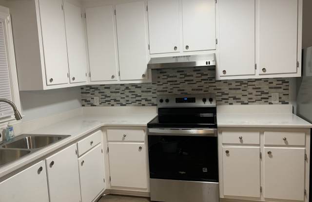 1005 Cole St - 1005 Cole Street, Durham, NC 27701