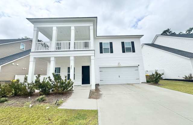 5 Bedroom, 3.5 Bath Home! photos photos