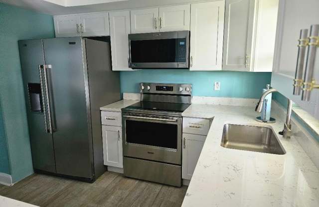 8809 BAY POINTE DRIVE Gallery 3