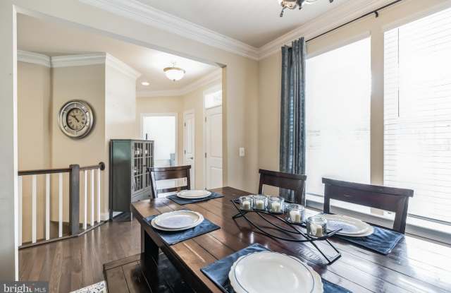 392 BUCKEYE Circle Gallery 3