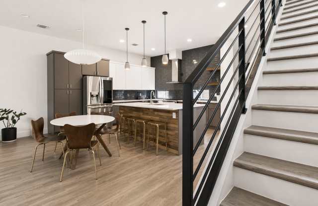 4402 Mount Vernon Dr photos photos