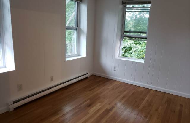 201 Strathmore Rd #9i Boston MA 02135 Gallery 3