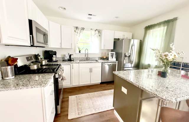 694 Rock Lake Glen photos photos
