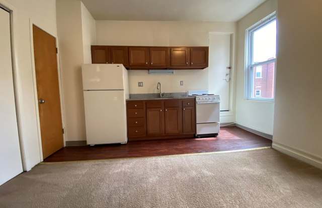 Awesome Two Bedroom on Bates Street! Close to Pitt and Carlow!! Call Today to Schedule a Tour!! photos photos