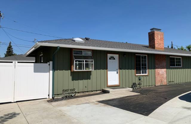 Spacious 3 bedroom, 2 bath house in great condition! - 1649 East Thackery Street, West Covina, CA 91791