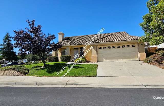 Las Brisas Single Story Corner Home in Orcutt Gallery 4