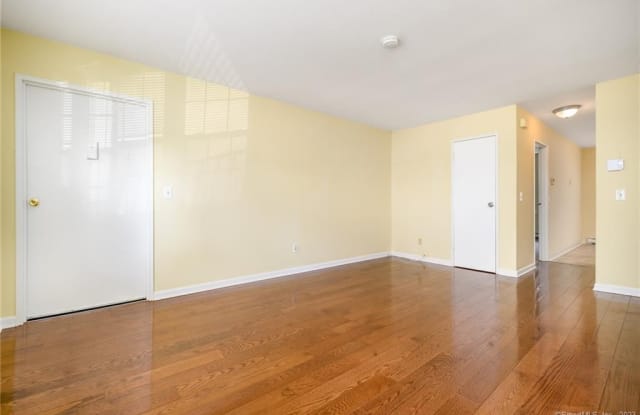 35 Fairfield Avenue Gallery 2