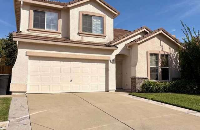 216 Early Light Court Gallery 3