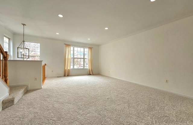 6745 SULLIVAN WAY Gallery 3