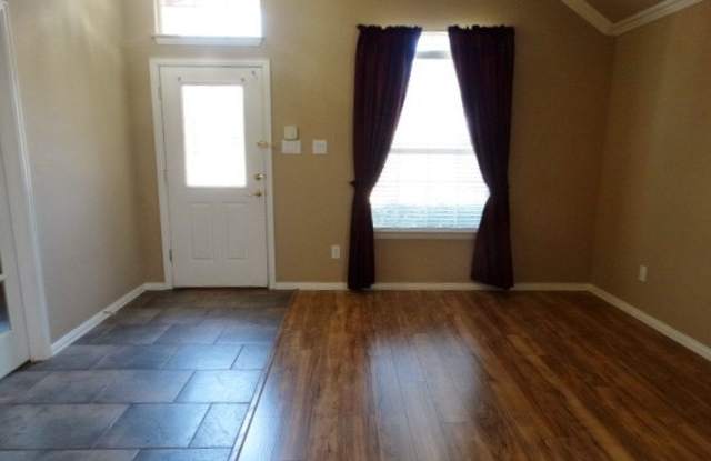 15785 Scenic Road Gallery 3