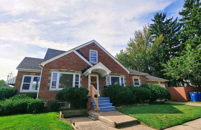 Classic Four-Bedroom Brick Home with First-Floor Primary photos photos