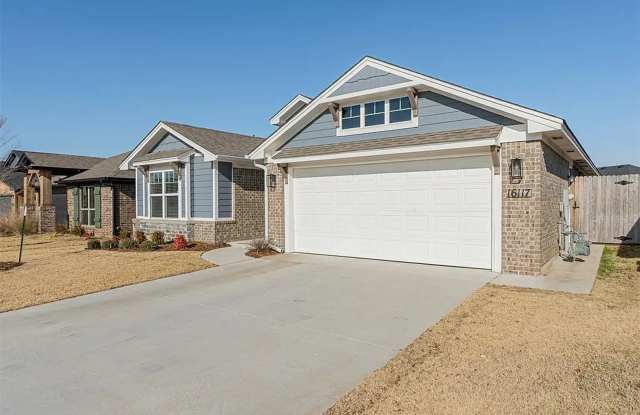 Live, Relax, Entertain—All in This Beautiful OKC Home! photos photos