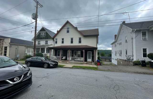 966 Ridge Avenue Gallery 2