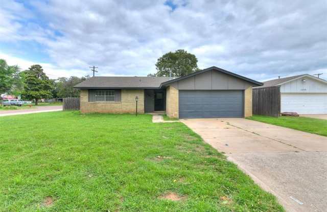 1303 Homeland Avenue photos photos