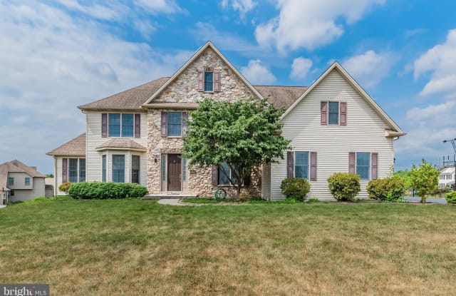 60 COUNTRY SIDE DRIVE - 60 Country Side Drive, Schlusser, PA 17013