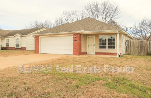 1207 Tunbridge Dr - 1207 Tunbridge Drive, Bentonville, AR 72712