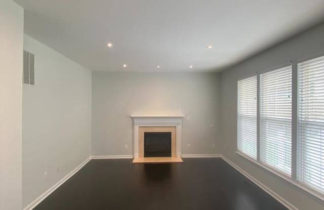 12502 Royal Crown Drive Gallery 4
