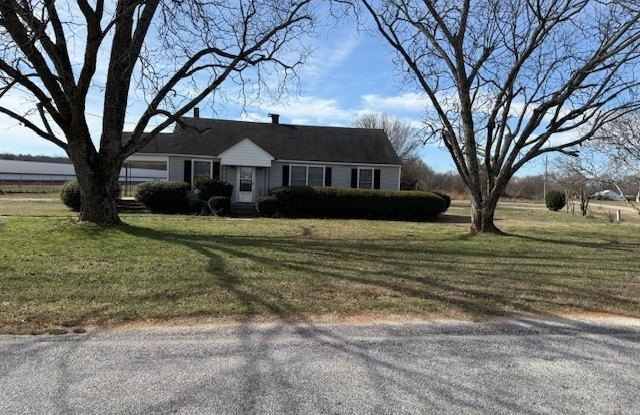 661 Seed Cleaner Road - 661 Seed Cleaner Road, Hart County, GA 30643