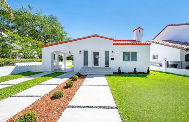 817 Columbus Blvd - 817 Columbus Boulevard, Coral Gables, FL 33134
