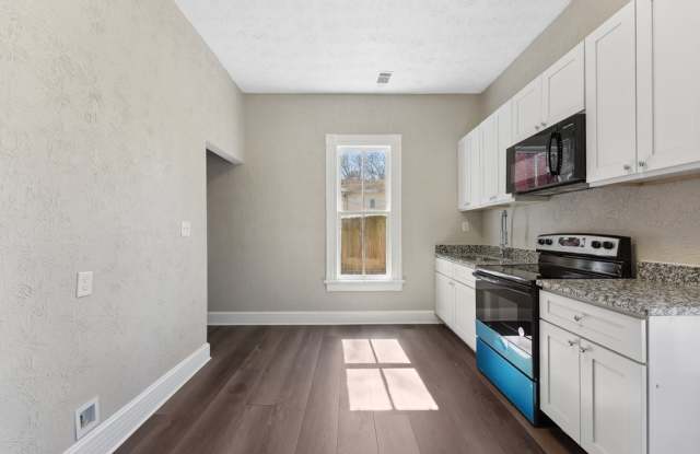 2905 12th Avenue - B Gallery 3