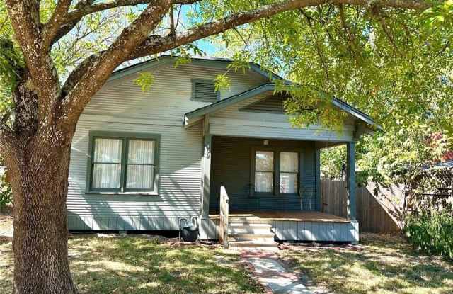 402 N Haswell Drive photos photos