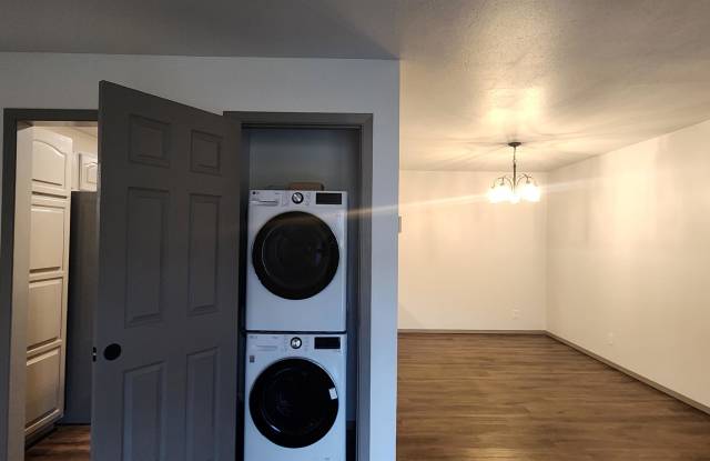3945 Fairway Hills Drive - 1 Gallery 3