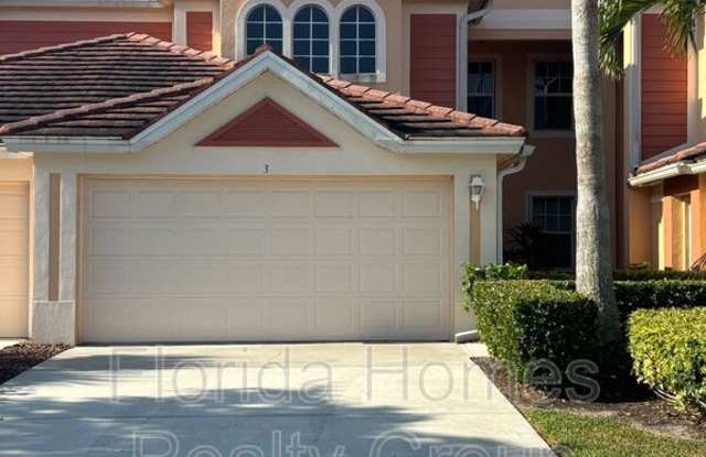 3170 Sea Trawler Bnd - 3170 Sea Trawler Bend, Lochmoor Waterway Estates, FL 33903