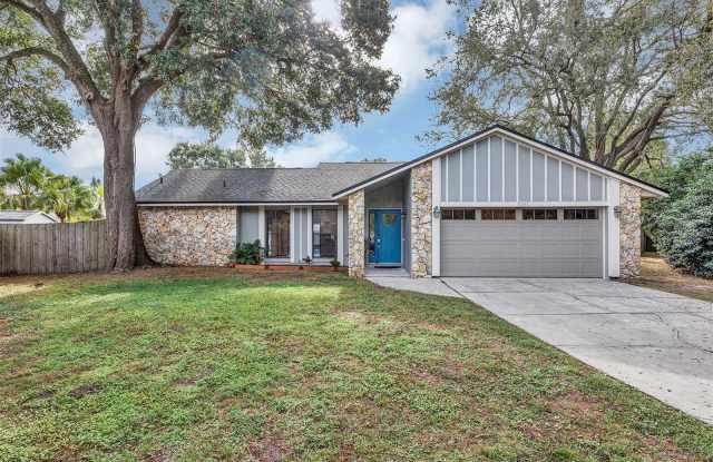 3381 CARDIGAN COURT - 3381 Cardigan Court, Orlando, FL 32812